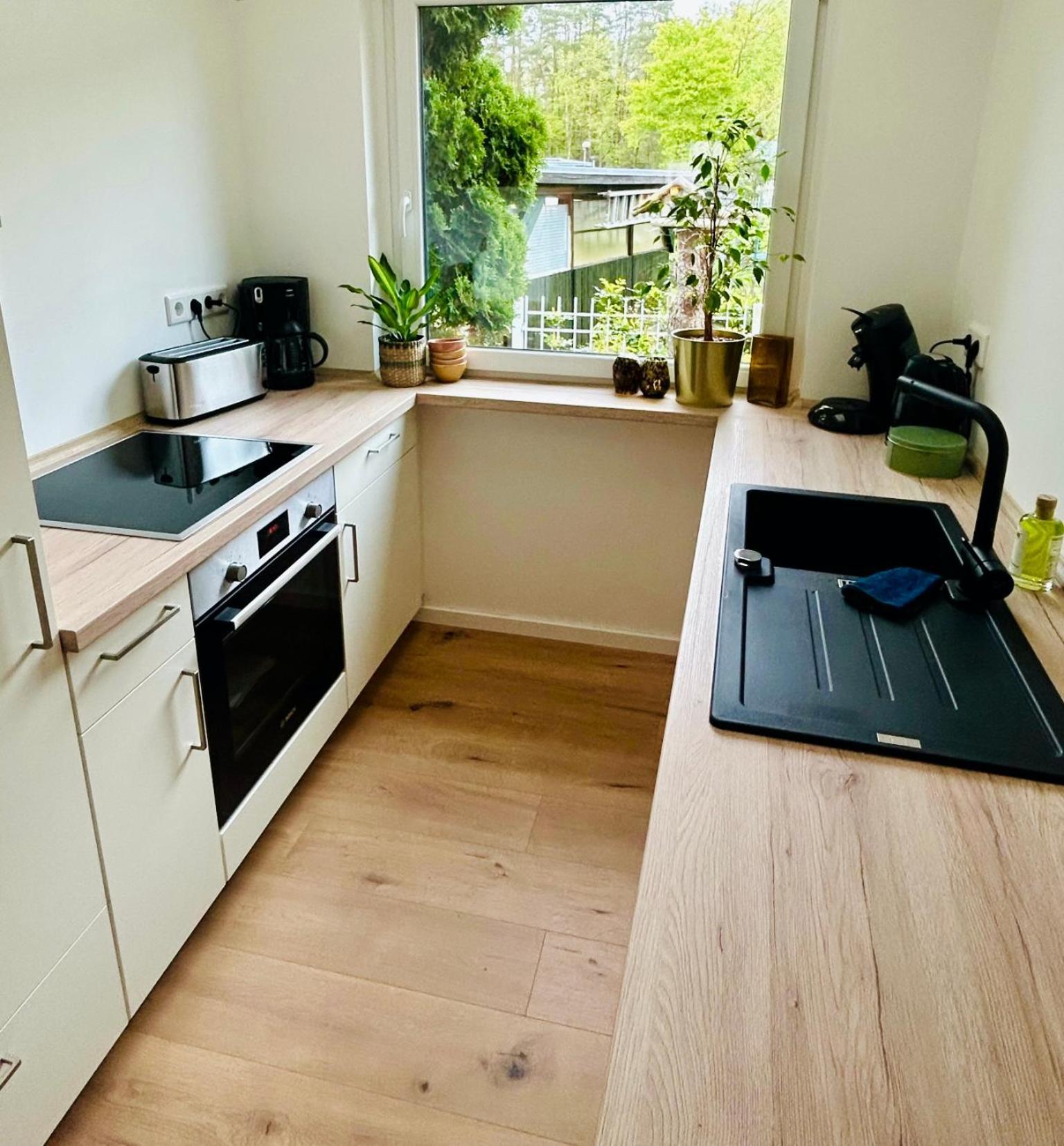 Feelslikehome - Reihenhaus Zwischen Hamburg Und Heide Mit Garten&Garage Neu Wulmstorf Esterno foto